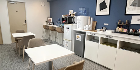 共用ラウンジ オフィスプラス栄